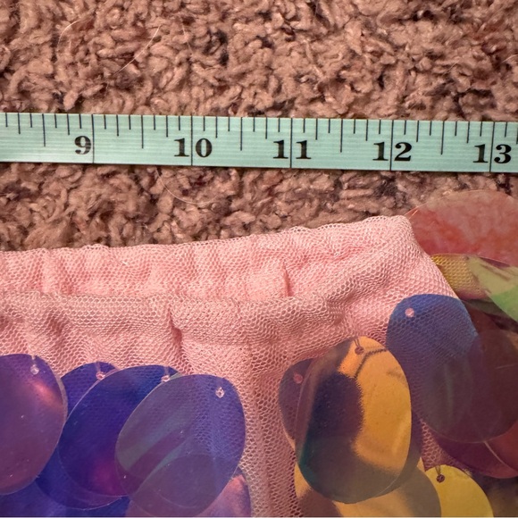 GORGEOUS SMALL iridescent large sequin skirt - Picture 4 of 5